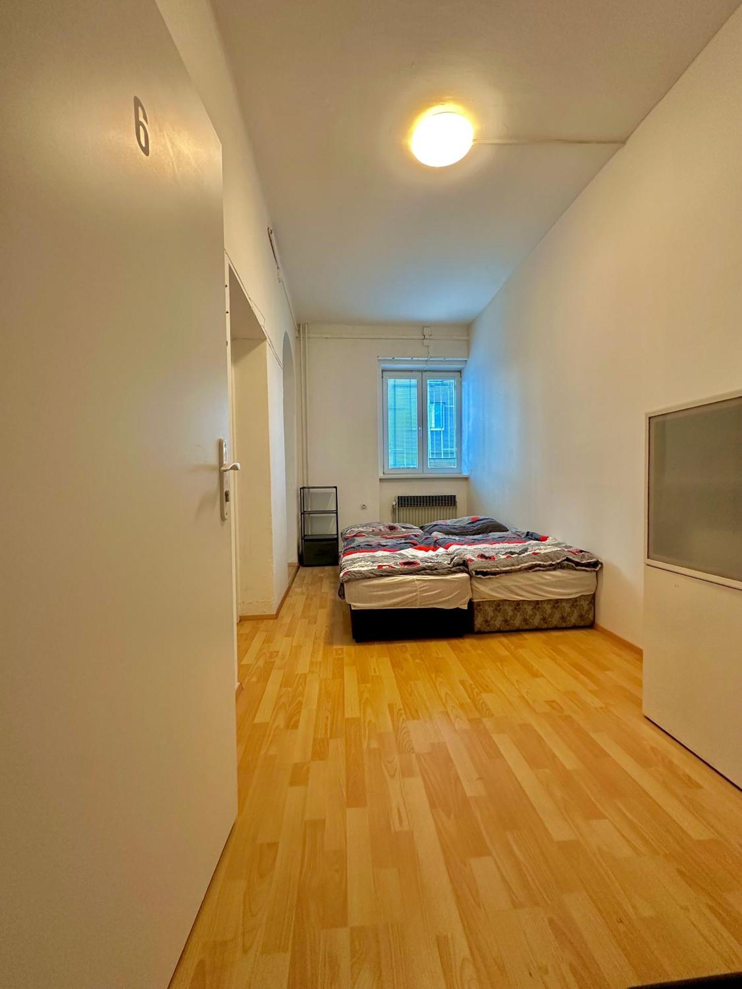 Bene Dormies Apartment - Prague — Photos 3